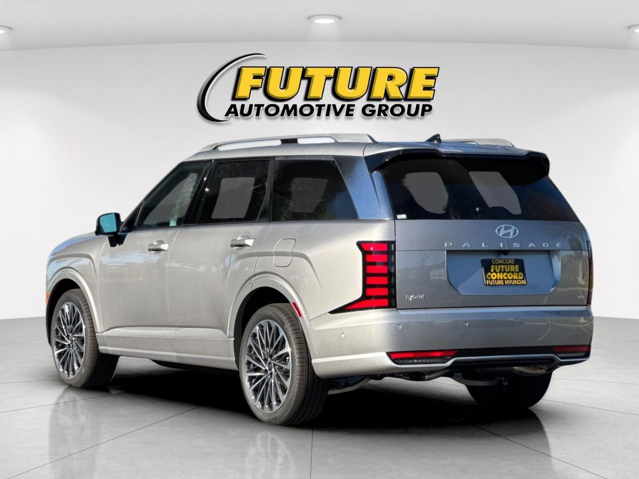 New 2027 Silver Hyundai Calligraphy image 5