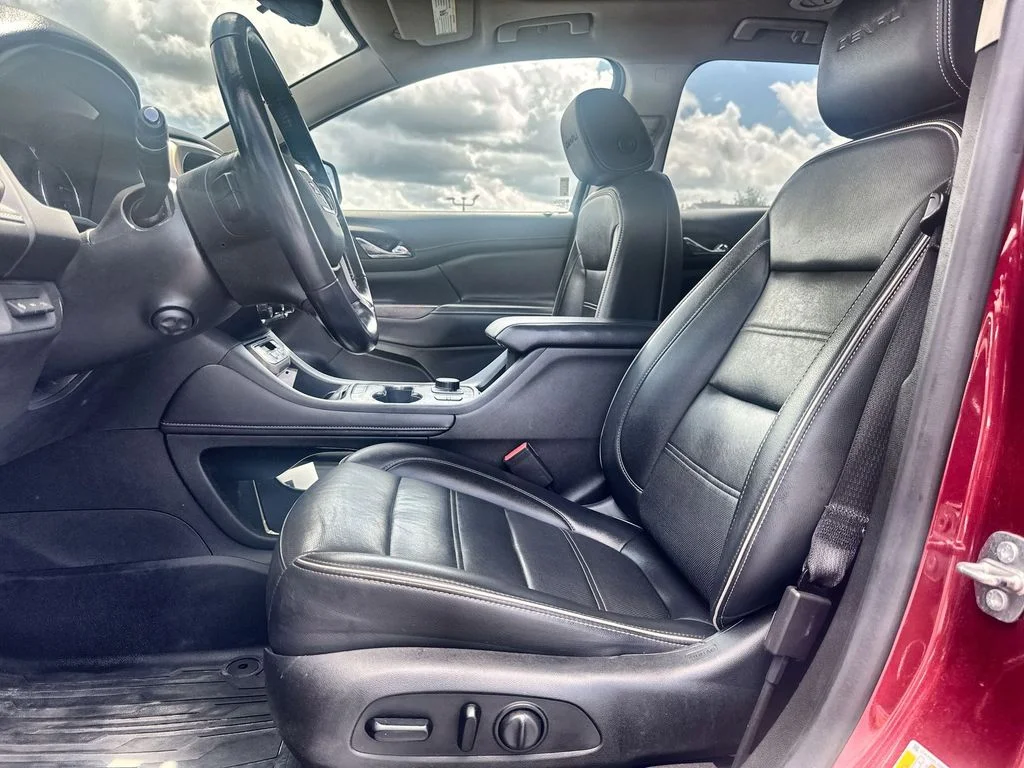 Used 2021 Red GMC Denali image 11