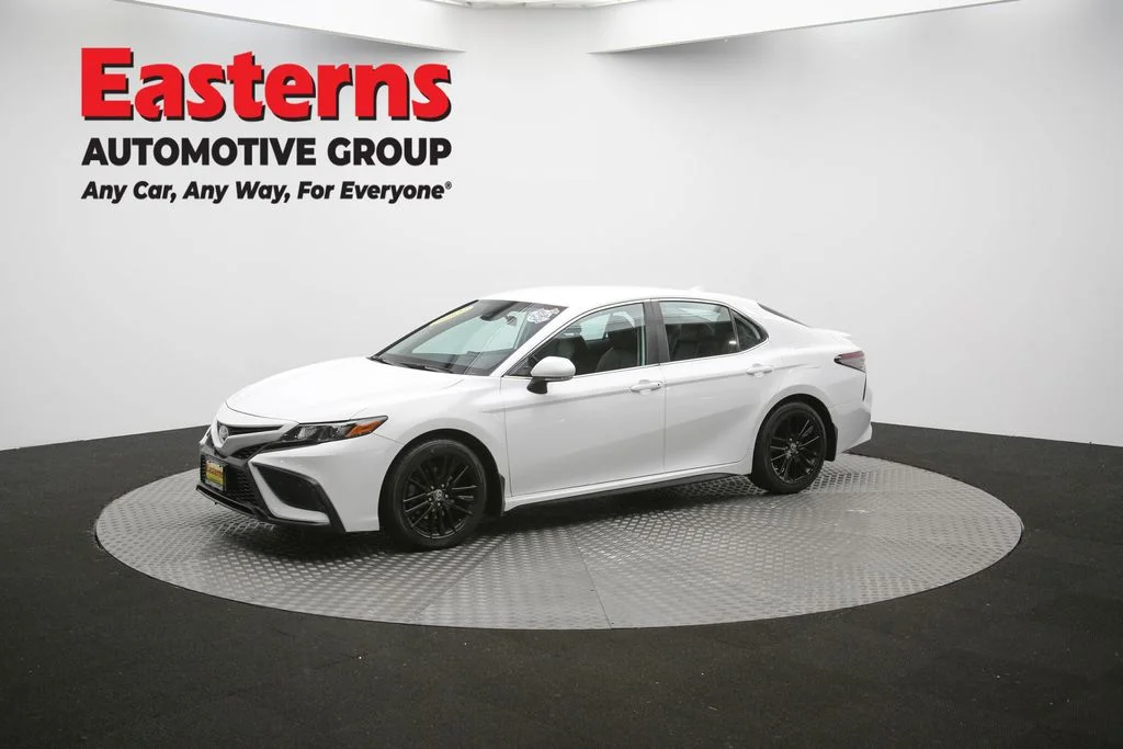 Used 2022 White Toyota SE image 55