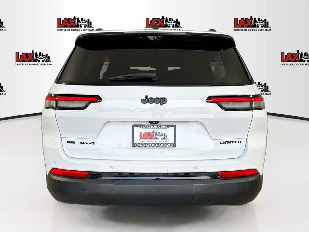 Used 2022 White Jeep Limited image 6
