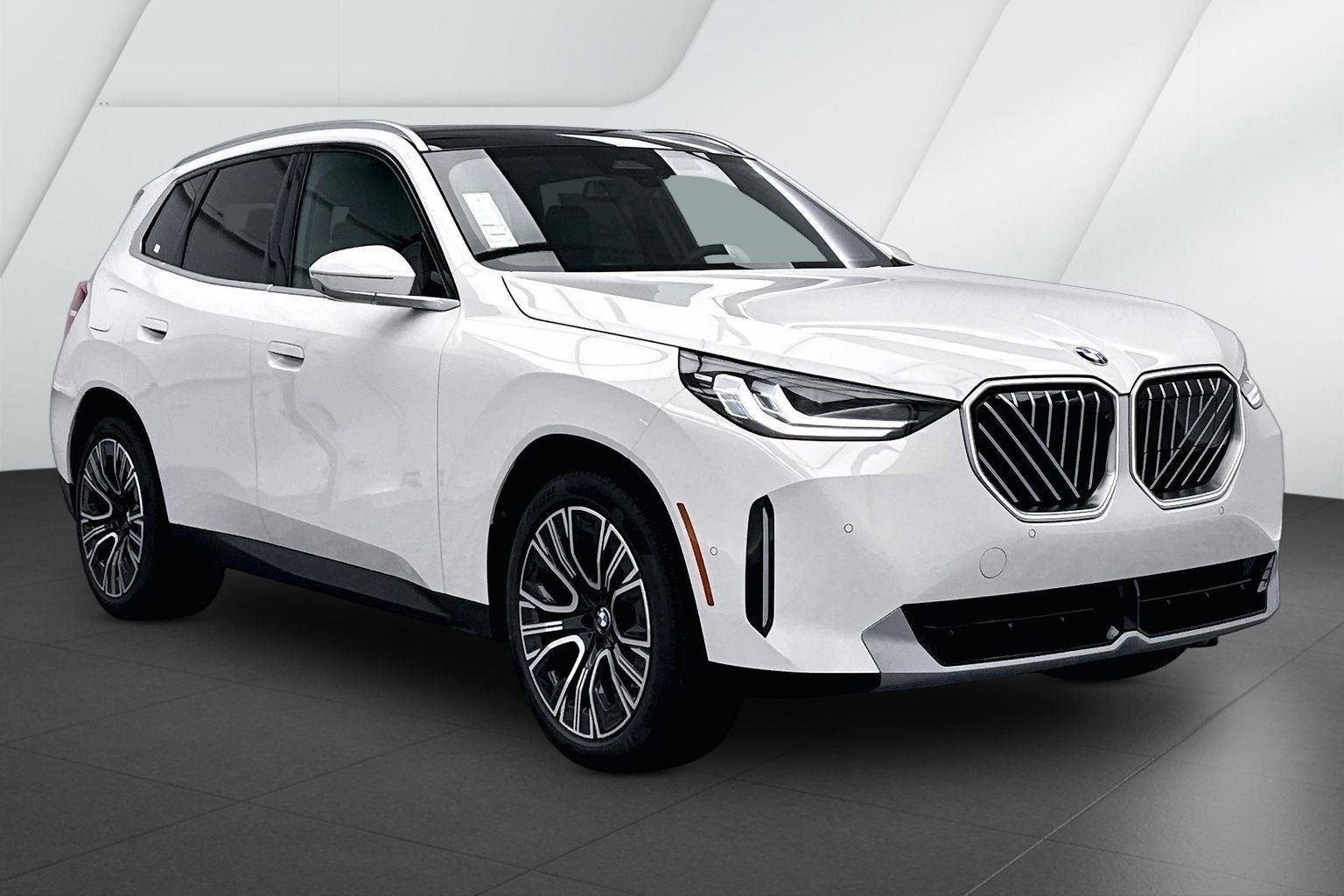 2026 BMW X3 30 XDRIVE's photo