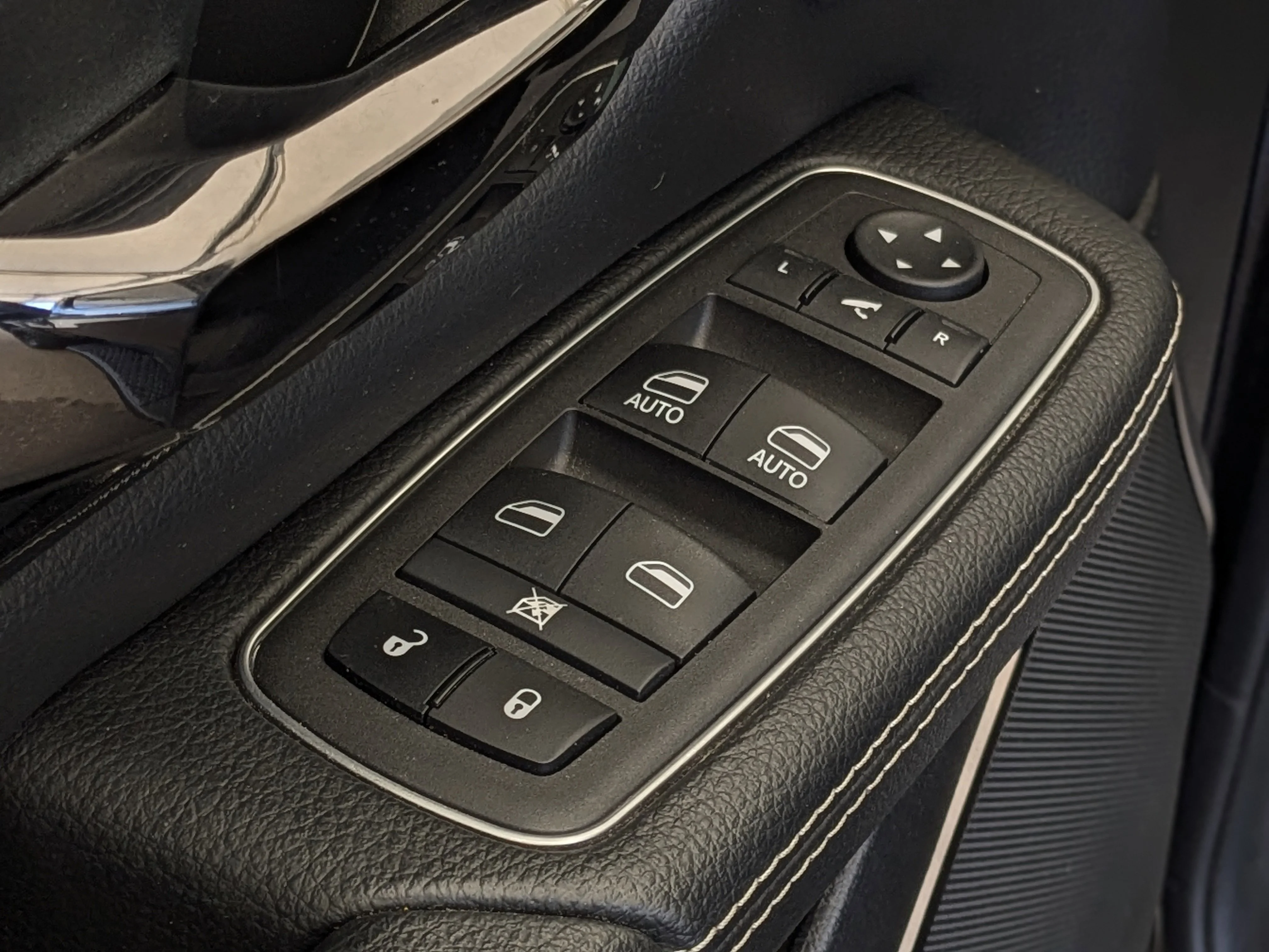 Used 2024 Black RAM Rebel - GT Pkg - Rebel Level II - Dual Pane Sunroof - Night Edition - LOADED TRUCK image 13