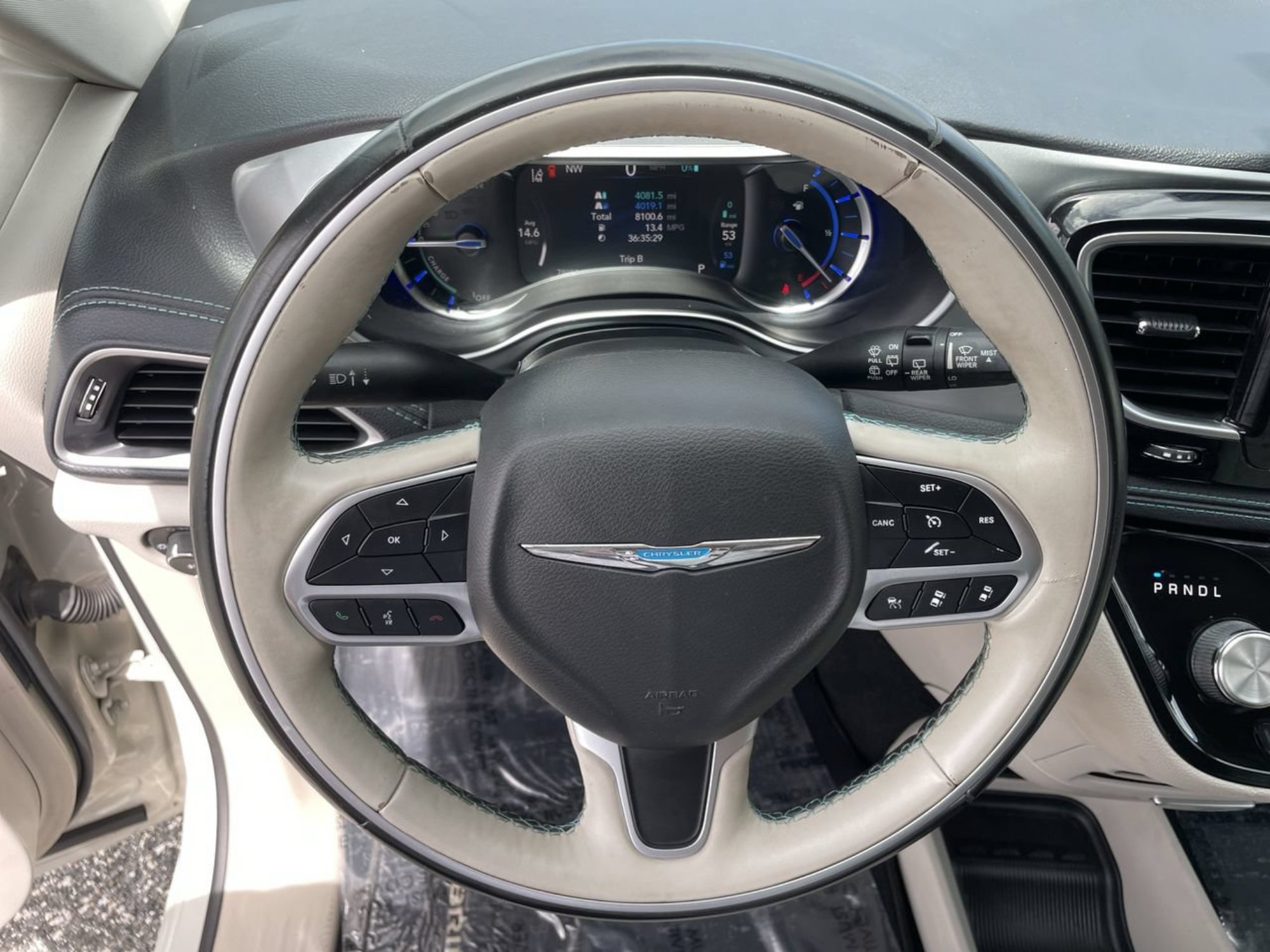 Used 2017 Tusk White Chrysler Platinum image 33