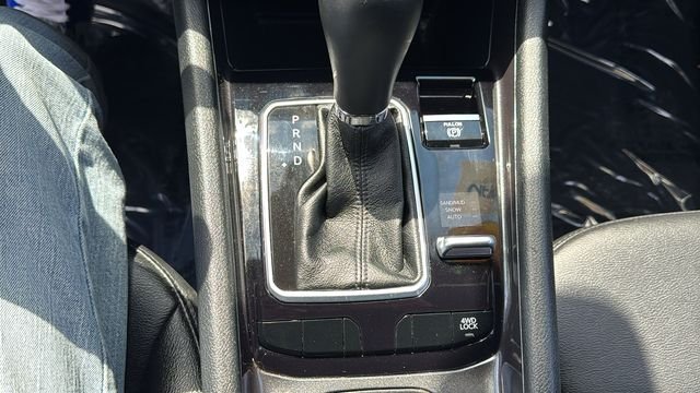 Used 2025 Diamond Black Jeep Latitude image 28