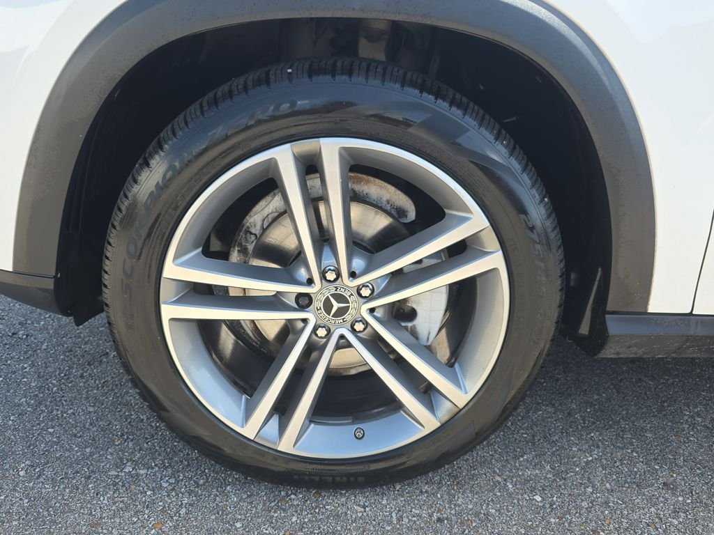 Certified Used 2022 White Mercedes-Benz GLE 350 image 9
