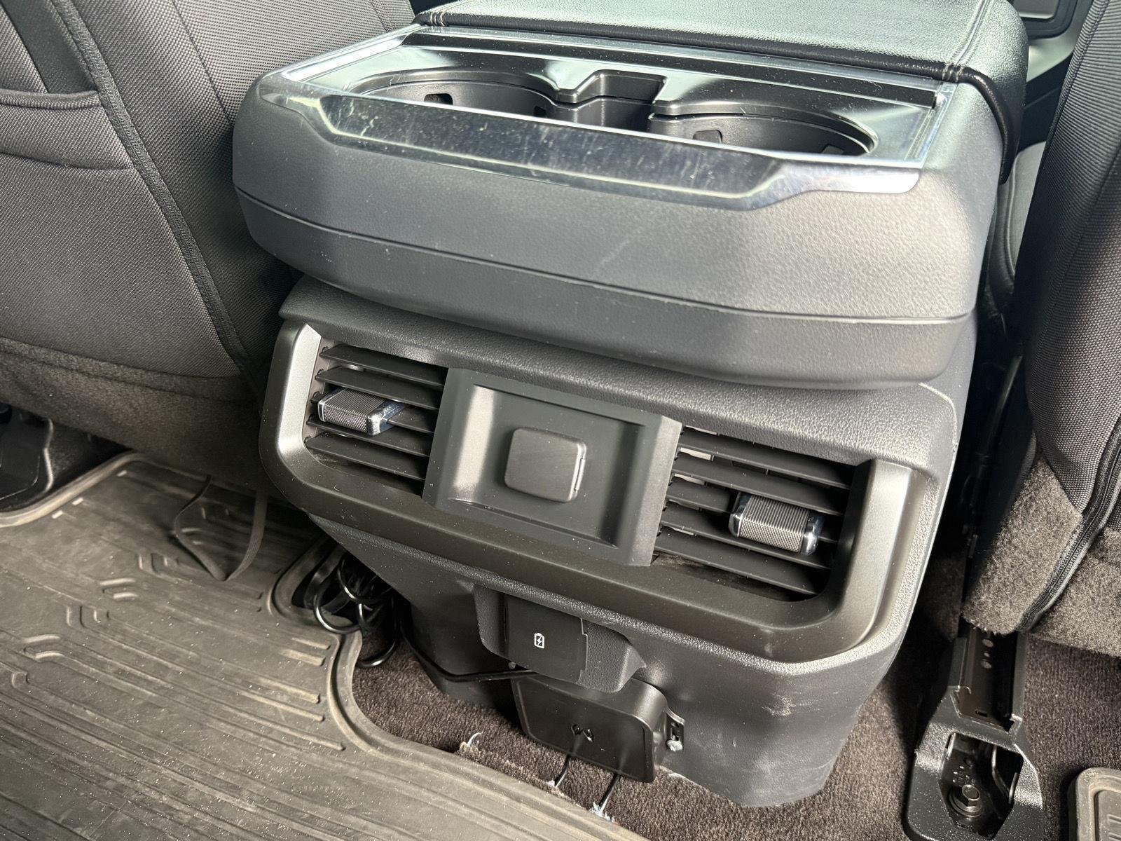 Used 2021 Oxford White Ford XL image 18