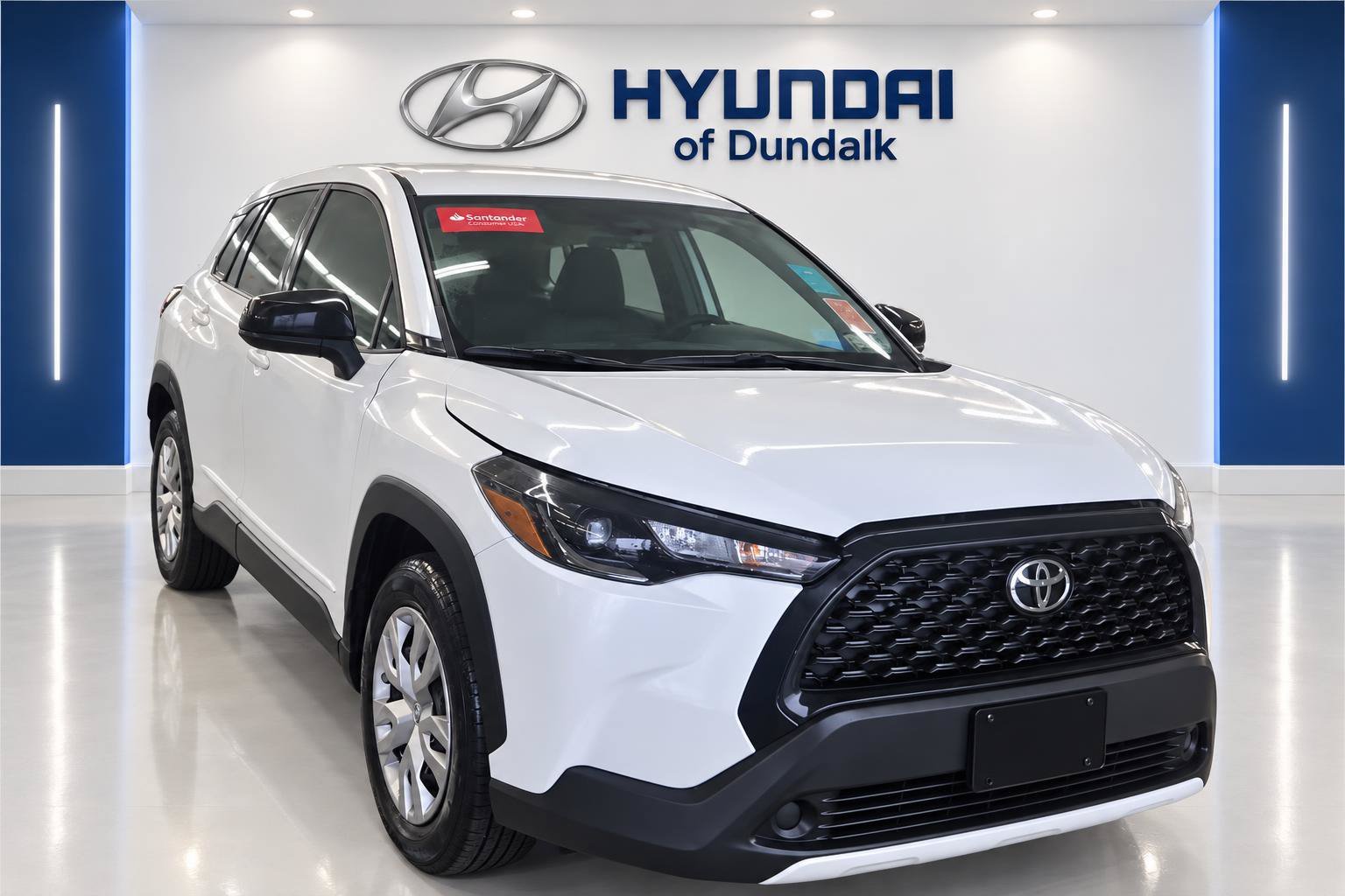 Used 2025 Beige Toyota L image 3
