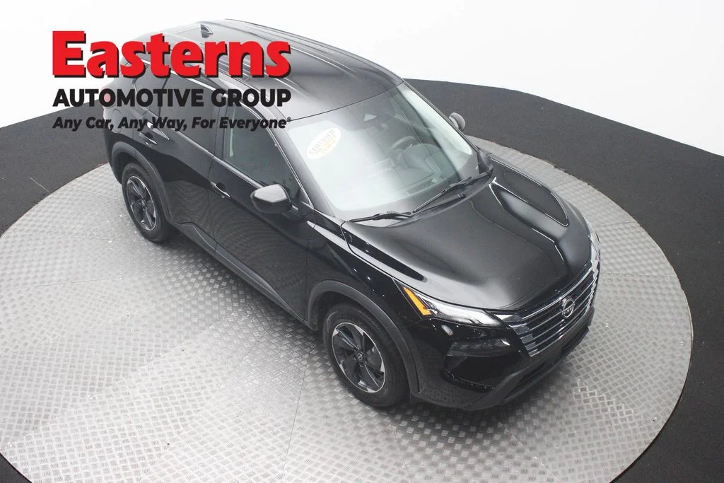 Used 2024 Black Nissan SV image 3
