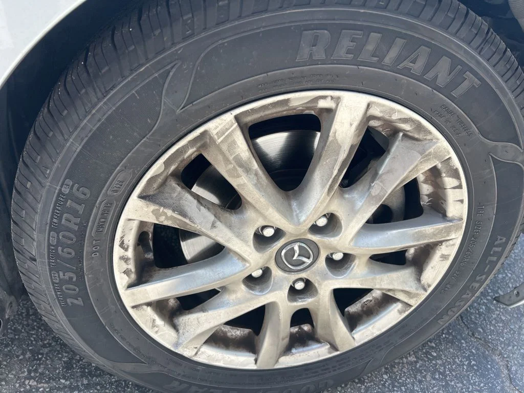 Used 2018 Silver Mazda Sport image 10