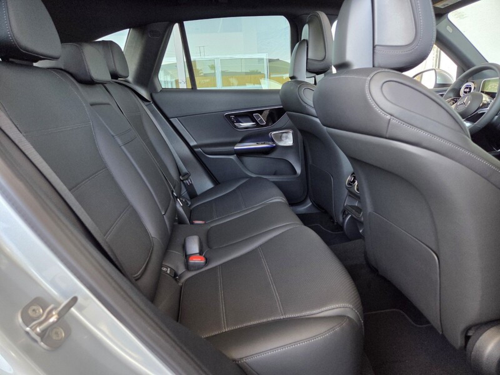 New 2026 Cirrus Silver Metallic Mercedes-Benz GLC 300 SUV image 16