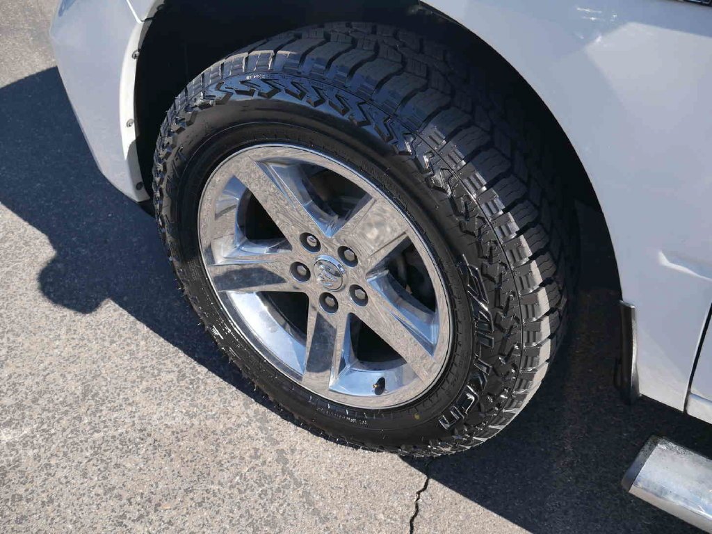 Used 2012 White Ram Sport image 11