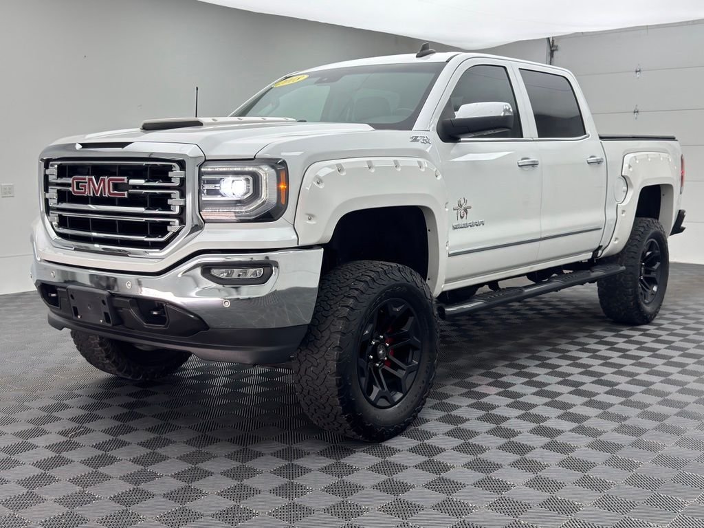 Used 2018 White Frost Tricoat GMC SLT image 2
