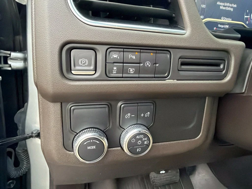 2023 GMC Yukon SLT - Photo 24