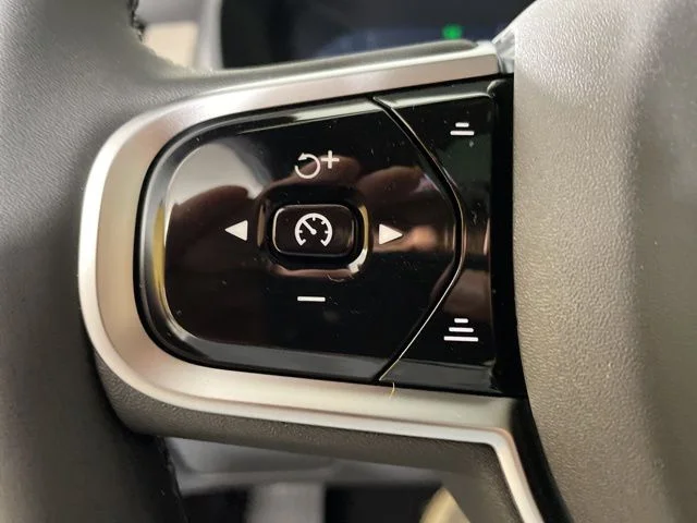 2025 Volvo XC90 Core - Photo 24