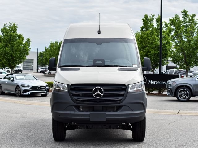 New 2026 Pebble Gray Mercedes-Benz Cargo 144 WB image 9