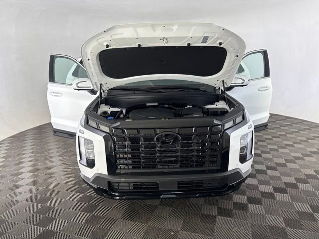 Certified Used 2025 White Hyundai XRT image 14