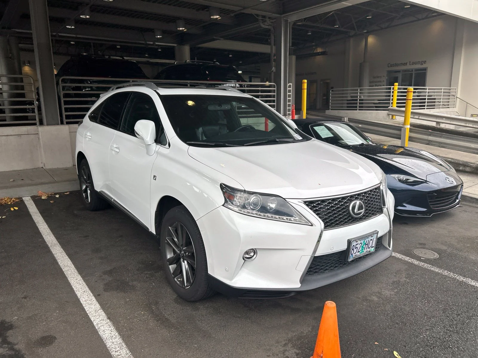 Used 2015 White Lexus 350 F Sport image 3