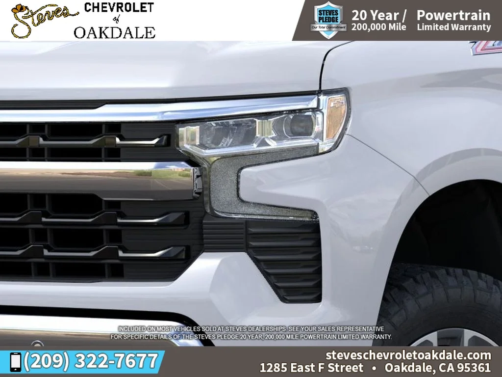 New 2026 Summit White Chevrolet LT image 10