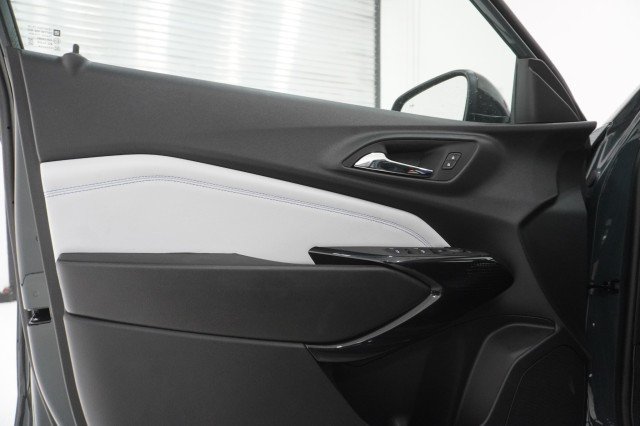 2026 Chevrolet Trax LT - Photo 13