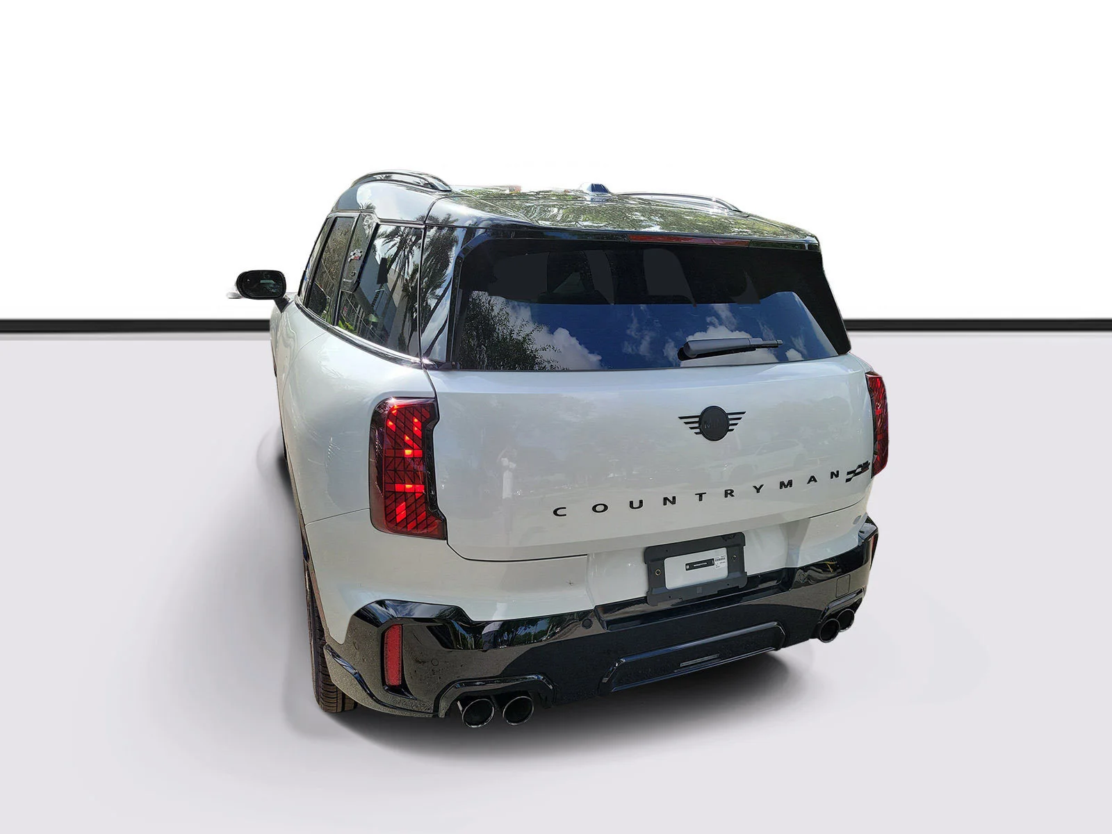 New 2027 White MINI Iconic image 3