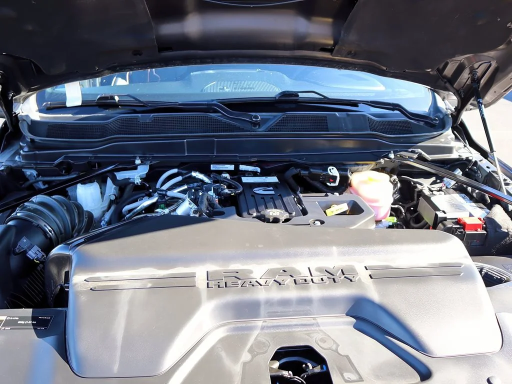 2025 RAM Ram 3500 Pickup Laramie - Photo 39