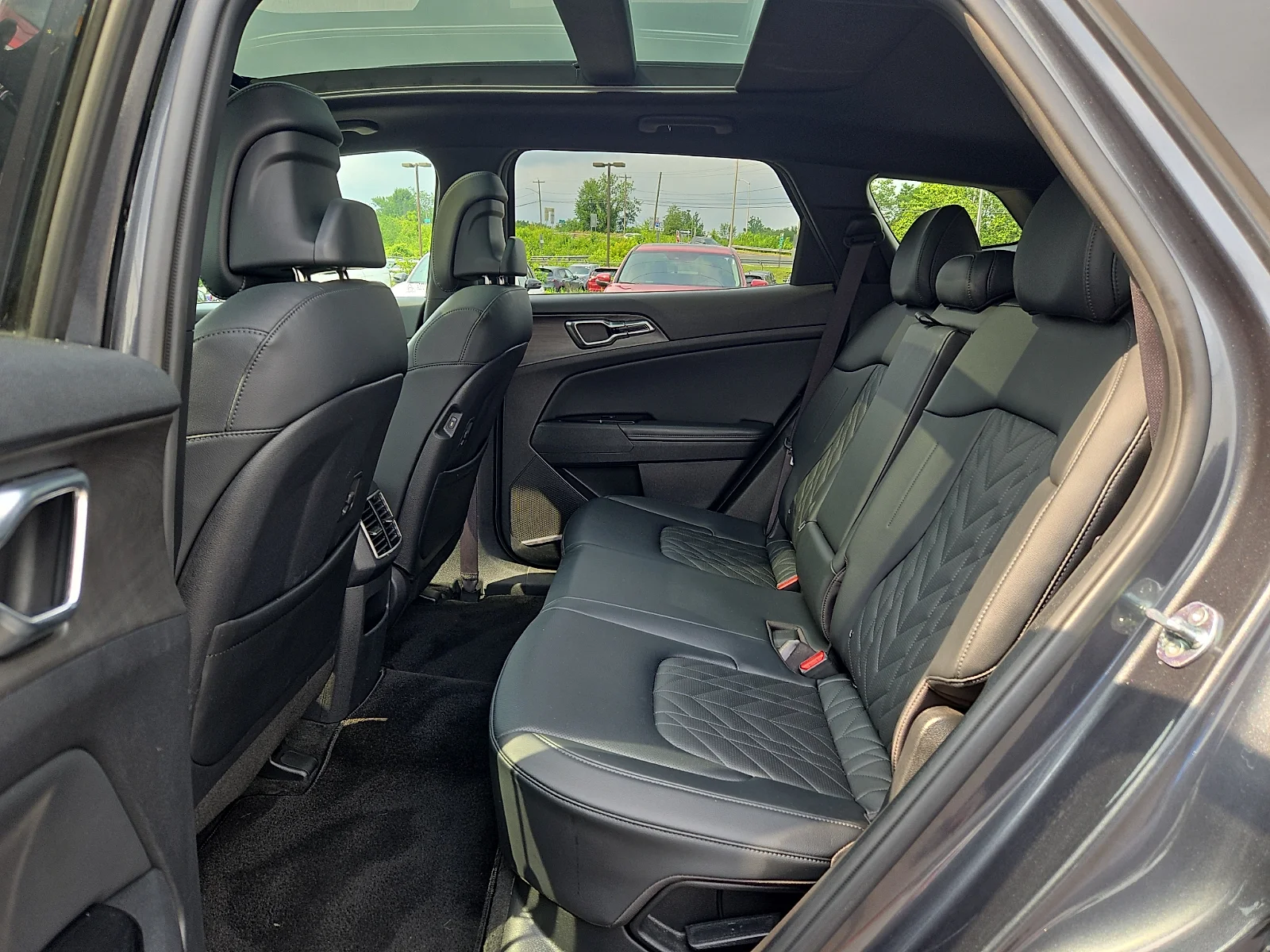 Used 2023 Gravity Gray - KDG Kia X-Line Prestige image 10