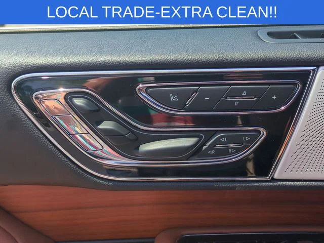Used 2018  Lincoln Reserve image 17