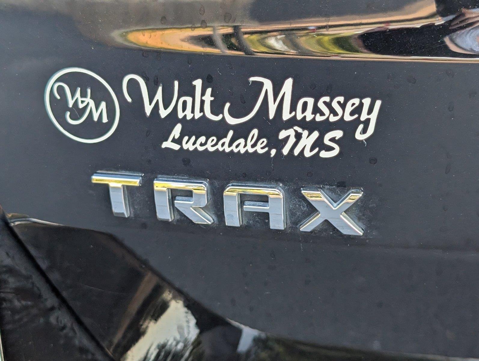 Used 2022 MOSAIC BLACK METALLIC Chevrolet LT image 6