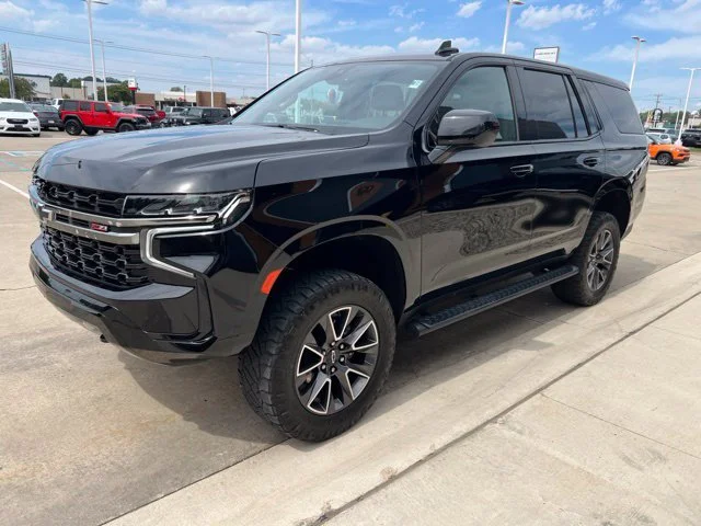 Used 2022 Black Chevrolet Z71 image 7