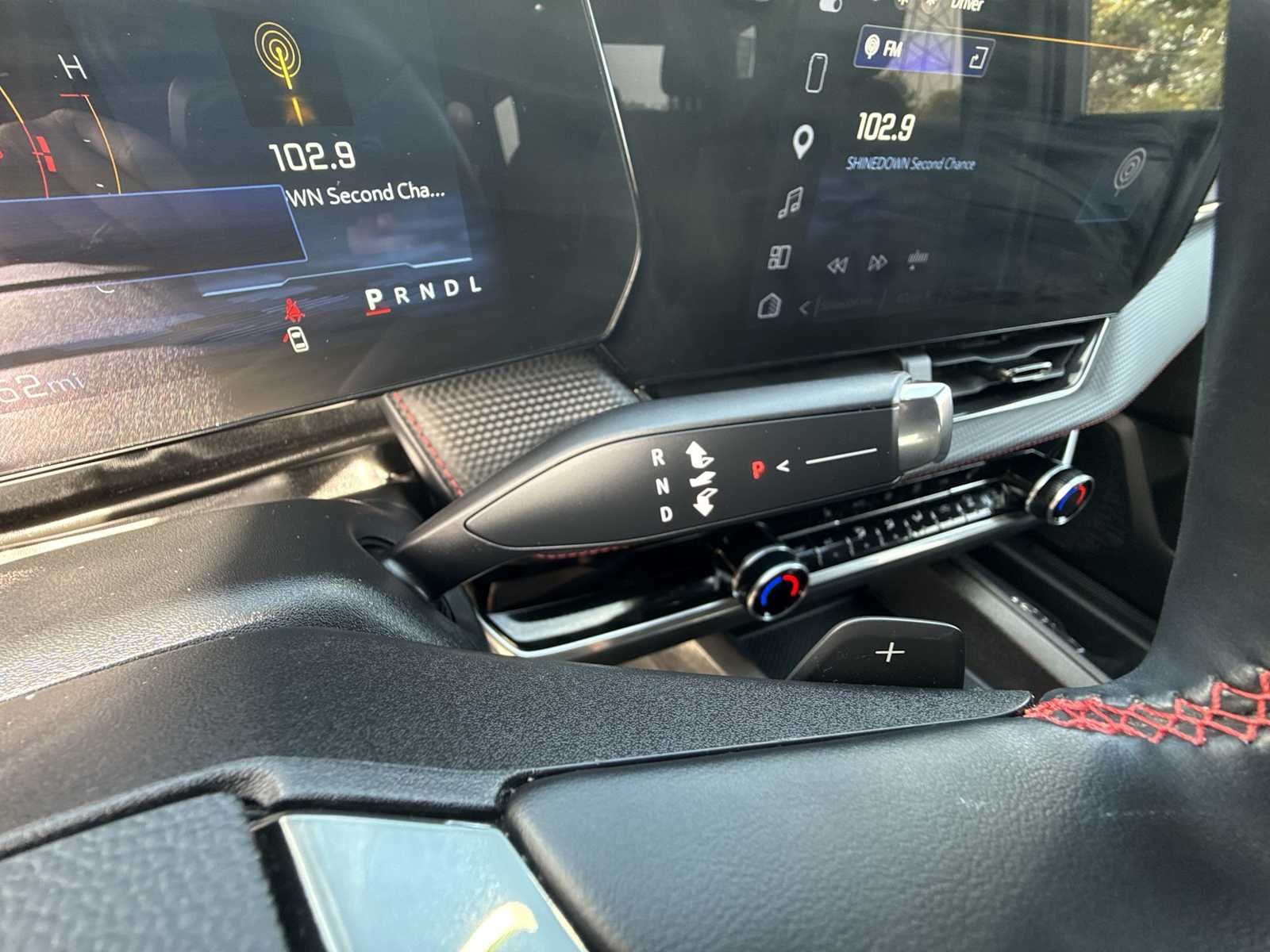 2025 Chevrolet Equinox RS - Photo 15