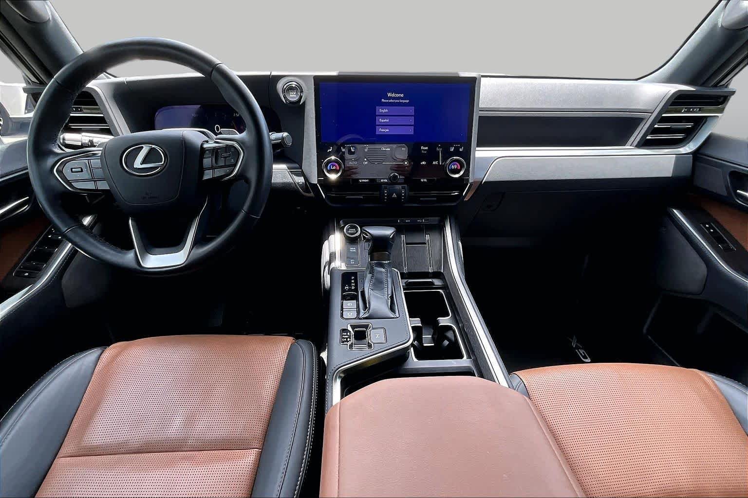 Used 2024 Eminent White Pearl Lexus Luxury+ image 16