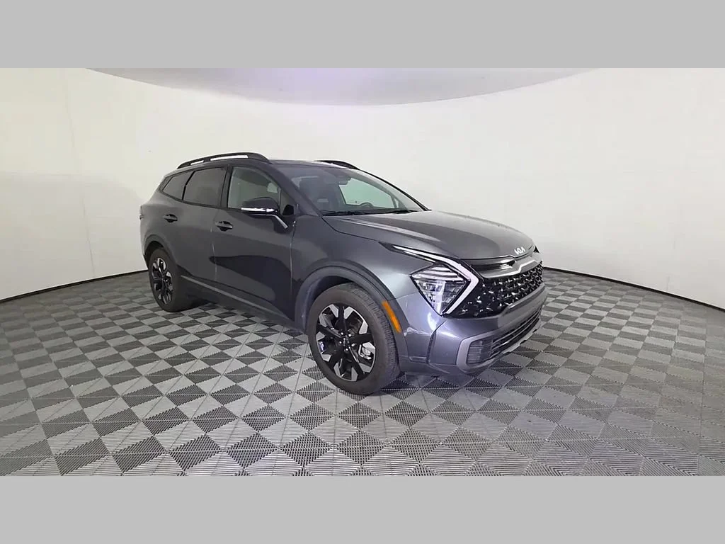 Used 2024 Gravity Gray Kia X-Line image 34