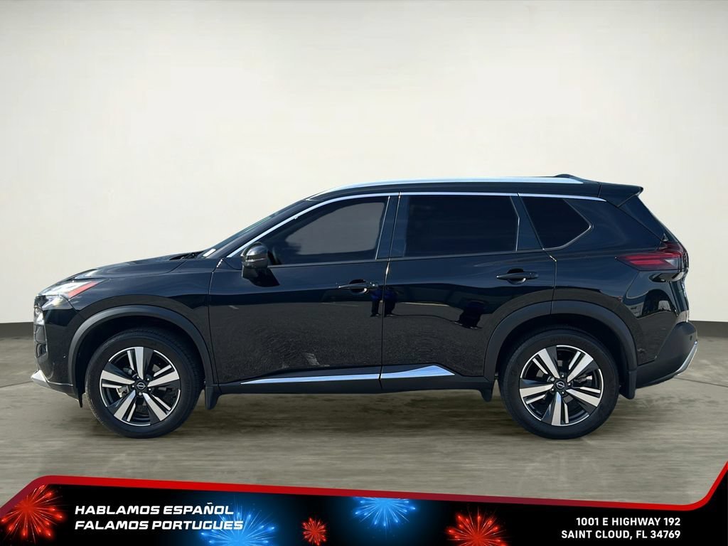Used 2023 Black Nissan Platinum FWD image 3