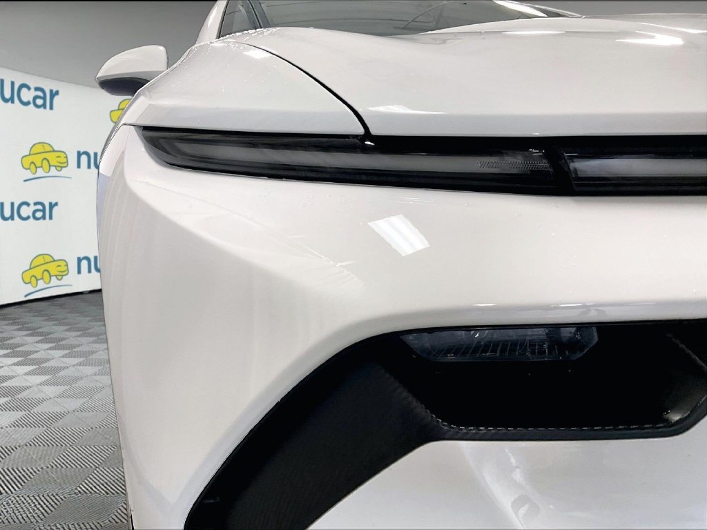 Used 2024 White Chevrolet LT image 33