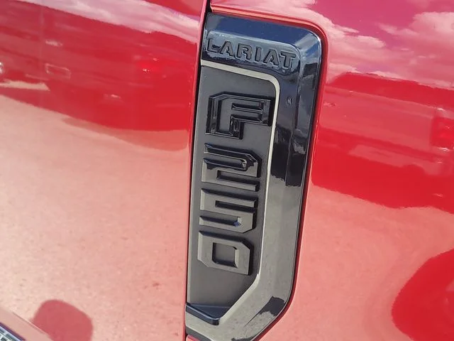 Used 2022 Red Ford Lariat image 9