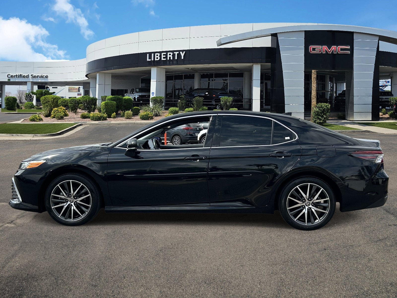 Used 2024 Black Toyota XLE image 29