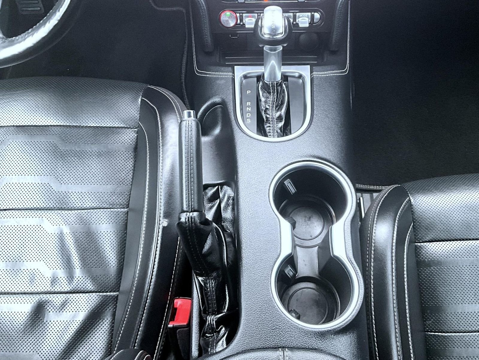 Used 2022 White Ford GT Premium image 15
