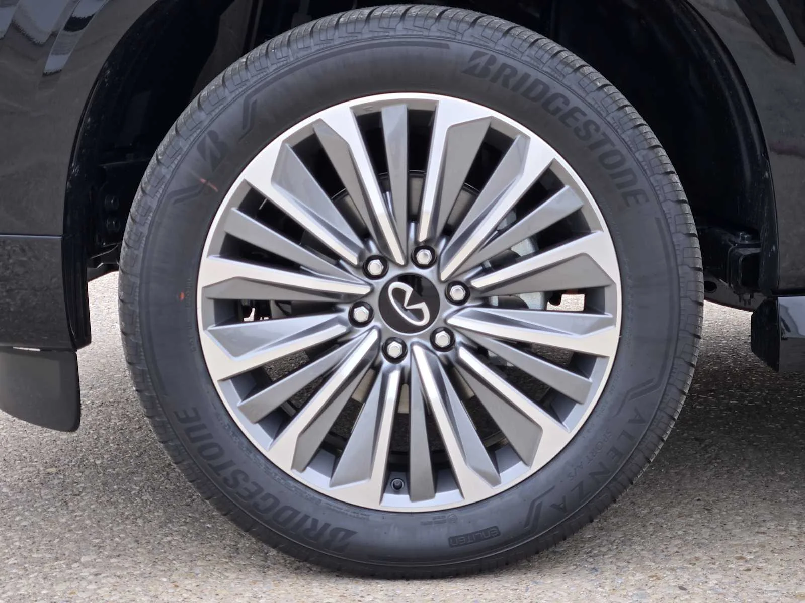 New 2026 BLACK OBSIDIAN INFINITI Luxe 2WD image 7