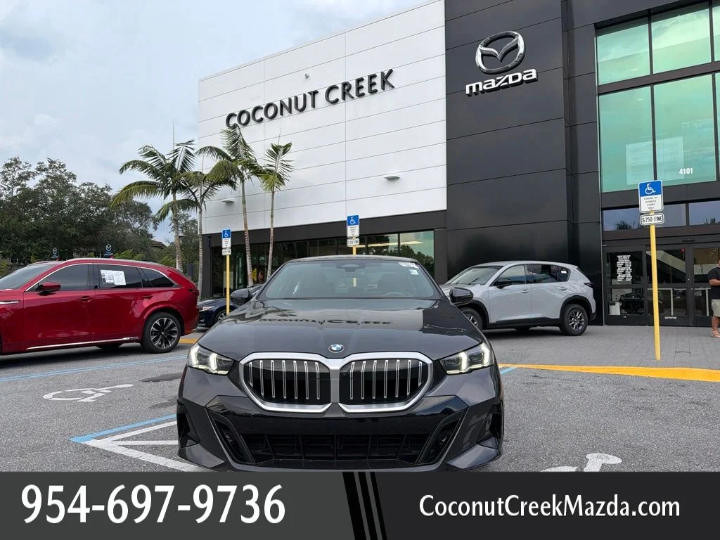 Used 2026 Dark Graphite BMW 530i xDrive image 1