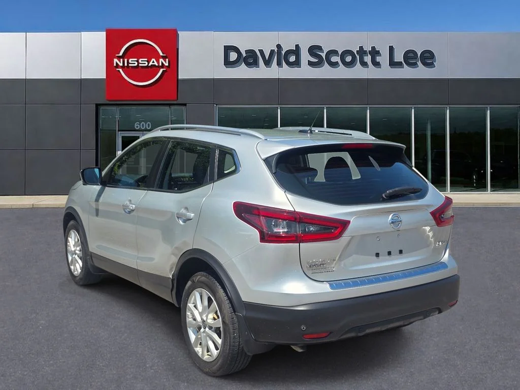 Used 2022 Silver Nissan SV image 8
