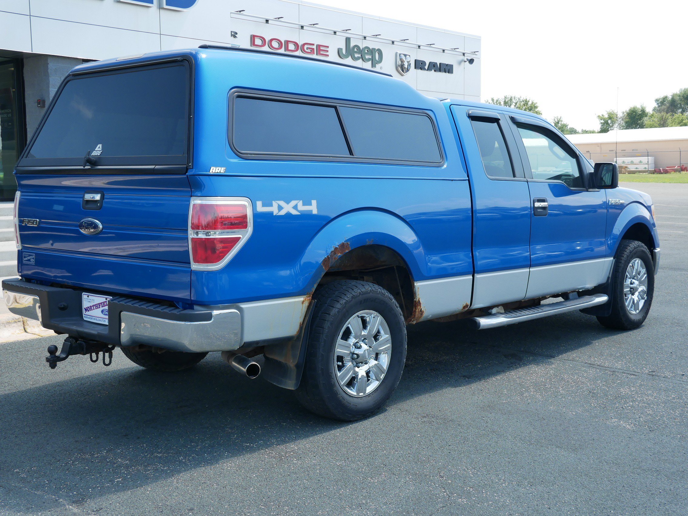 Used 2009 Blue Ford XLT image 8