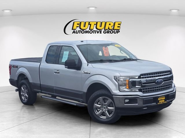 Used 2018 Silver Ford XLT image 1