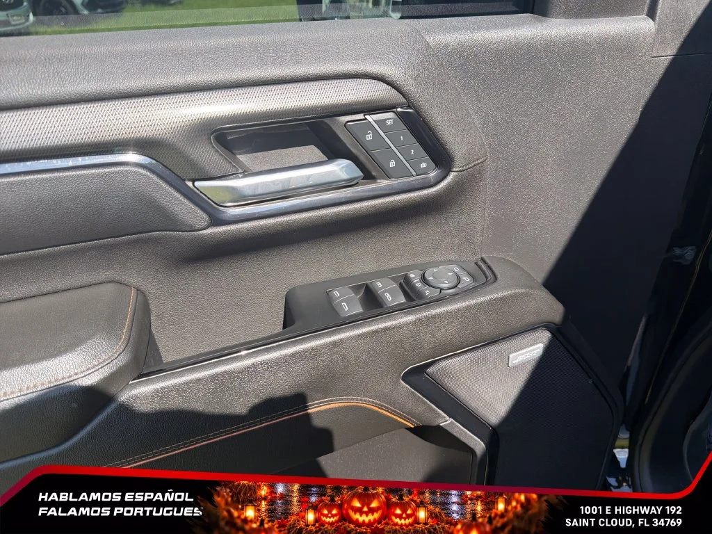 Used 2024 Onyx Black GMC AT4 image 13
