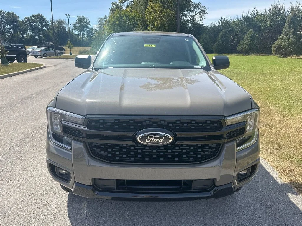 New 2026 Marsh Gray Ford XLT image 10