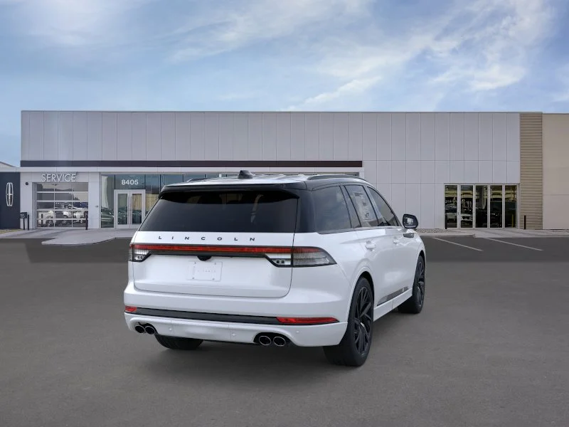 New 2026 Pristine White Metallic Tri-Coat Lincoln Black Label image 8