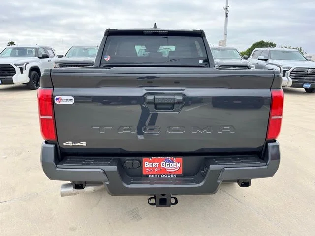 2026 Toyota Tacoma SR5 - Photo 6