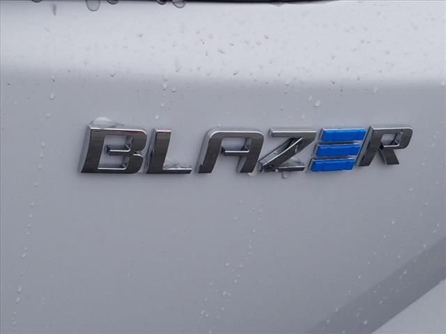 2025 Chevrolet Blazer EV LT - Photo 6