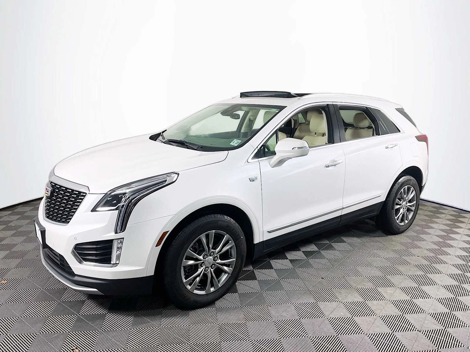 2023 Cadillac XT5