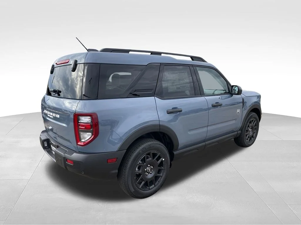 New 2026 Azure Gray Metallic Tri-Coat Ford Big Bend® image 4