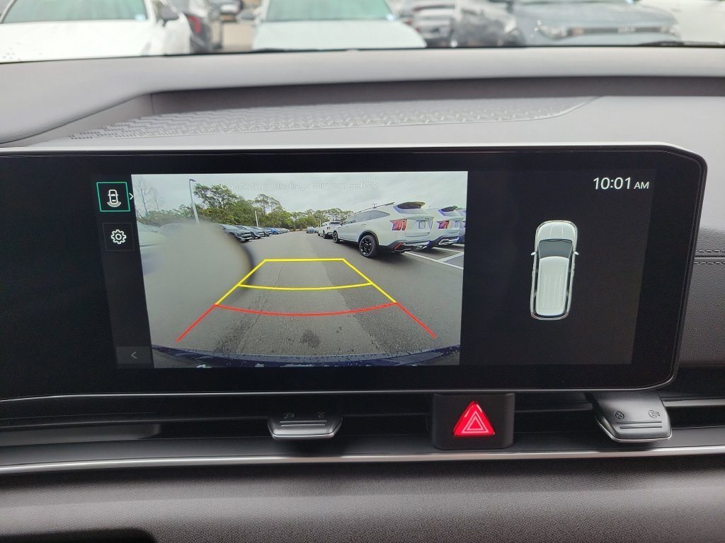New 2026 Deep Chroma Blue Kia EX image 32